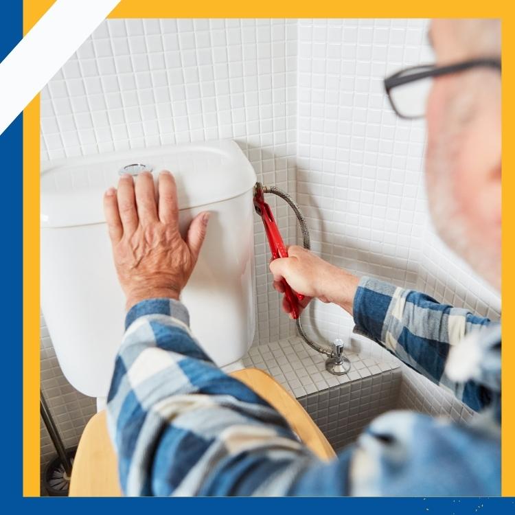 https://雷竞技下载链接官网appwww.explorizers.com/etobicoke/wp-content/uploads/sites/50/2022/04/Etobicoke-Plumbing-Services-4-Common-DIY-Toilet-Installation-Mistakes.jpg