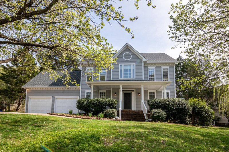 https://雷竞技下载链接官网appwww.explorizers.com/mckinney/wp-content/uploads/sites/31/2021/05/curb-appeal.jpg