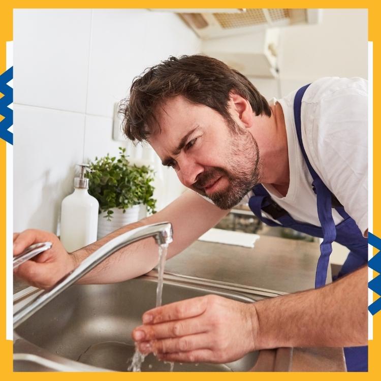 https://雷竞技下载链接官网appwww.explorizers.com/ottawa/wp-content/uploads/sites/38/2022/07/Ottawa-Plumbing-Services-Signs-the-Kitchen-Sink-Should-be-Replaced.jpg