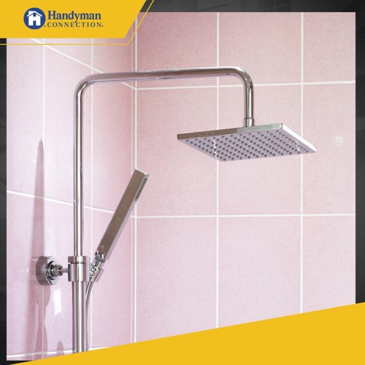 https://雷竞技下载链接官网appwww.explorizers.com/ottawa/wp-content/uploads/sites/38/2022/10/Ottawa-Plumber-Why-Cold-Water-Isn_t-Coming-Out-of-the-Shower-Head.jpg