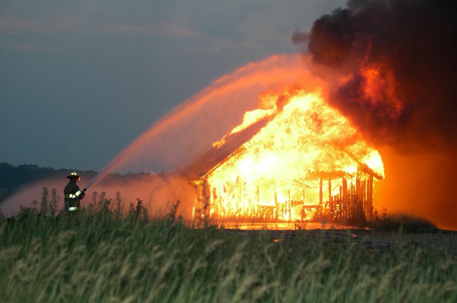 https://雷竞技下载链接官网appwww.explorizers.com/red-deer/wp-content/uploads/sites/42/2021/06/Fire-Prevention-Week4.jpg