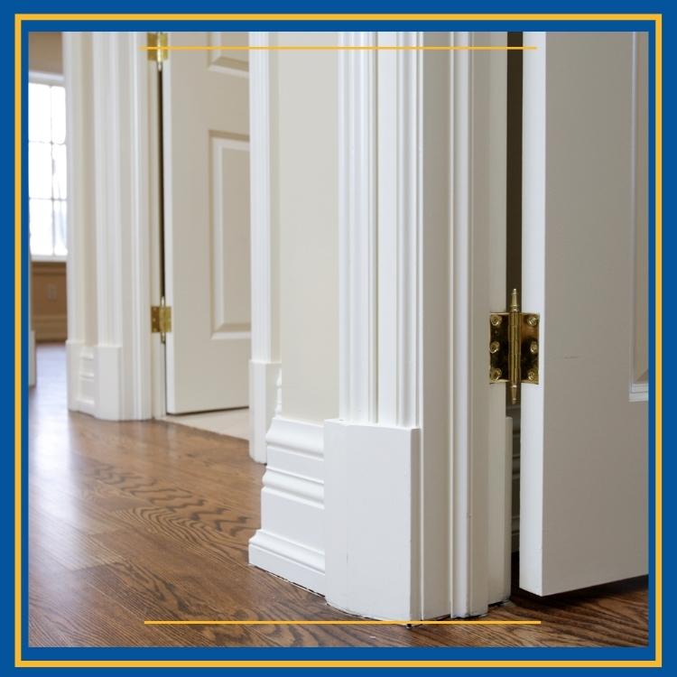 https://雷竞技下载链接官网appwww.explorizers.com/winnipeg/wp-content/uploads/sites/57/2022/06/3-Floor-Trim-Styles-For-Your-Winnipeg-Home.jpg