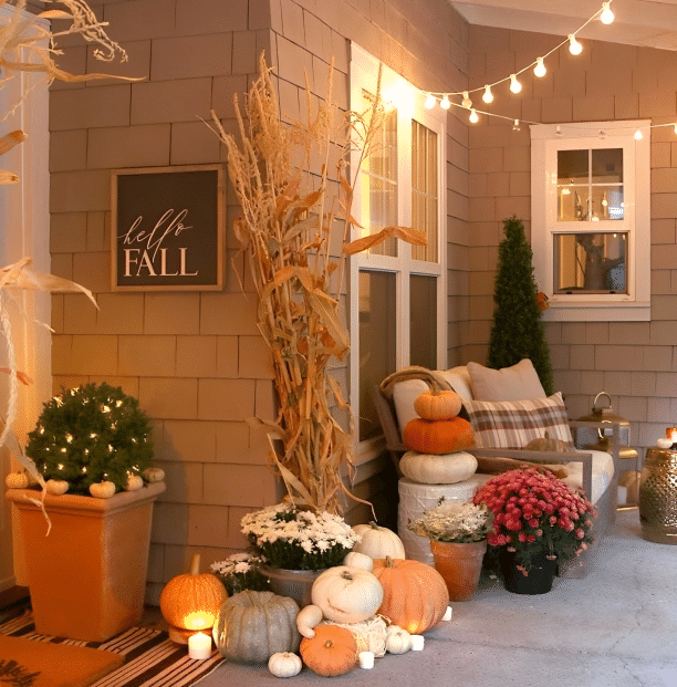 https://雷竞技下载链接官网appwww.explorizers.com/wp-content/uploads/2023/08/Fall-Front-Porch-e1692979391216.png