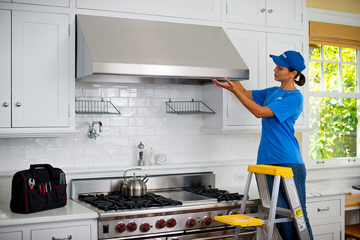 https://雷竞技下载链接官网appwww.explorizers.com/pasadena/wp-content/uploads/sites/39/2021/04/Range-Hood1_sm.jpg