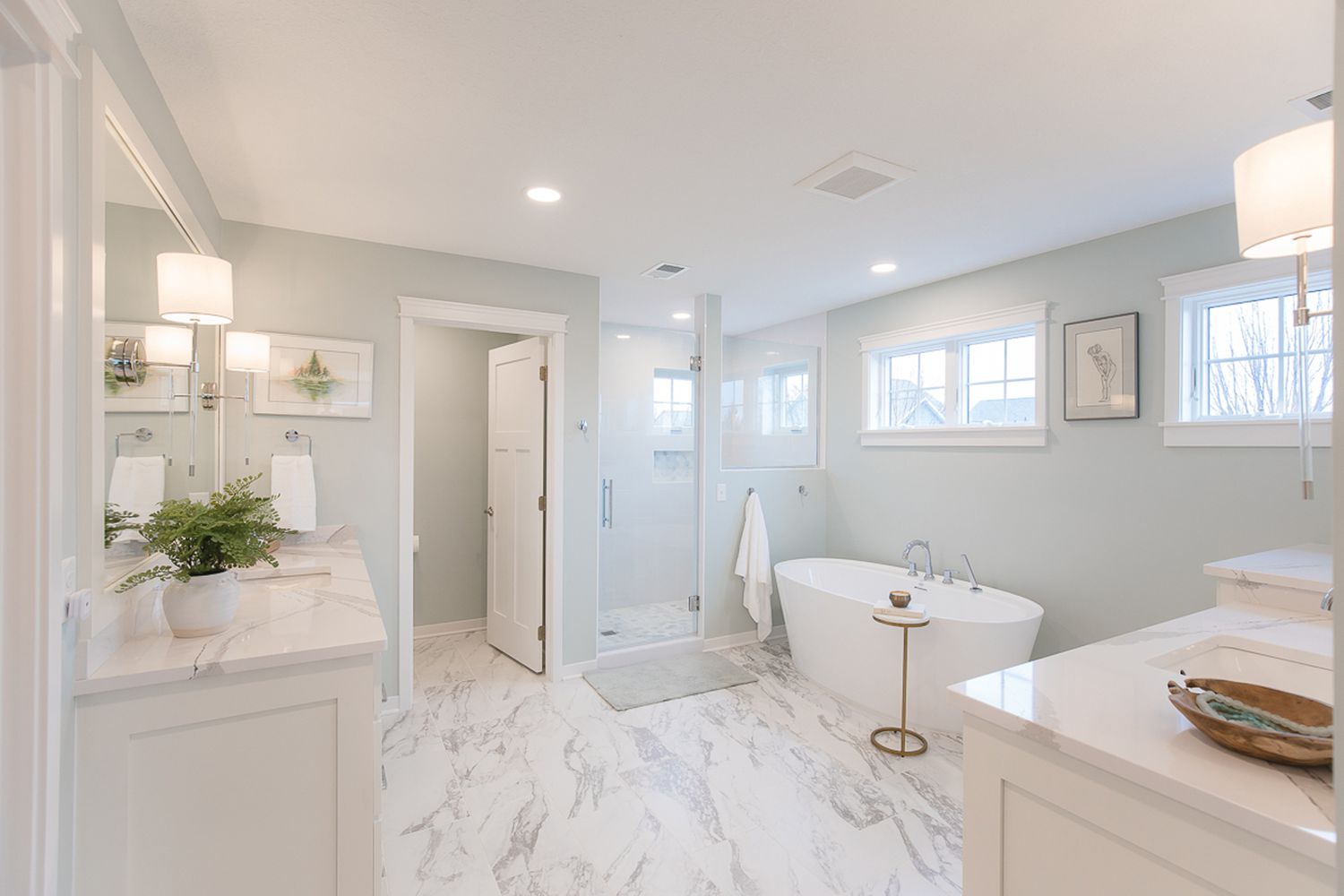https://雷竞技下载链接官网appwww.explorizers.com/pasadena/wp-content/uploads/sites/39/2023/04/Interior-Impressions-Woodbury-MN-Rejuvenated-Remodel-Main-Bathroom-Marble-Floors-Freestanding-Tub-Walk-In-Glass-Shower-White-1-e92292da8f3c498882d36ded047f10bd.jpg
